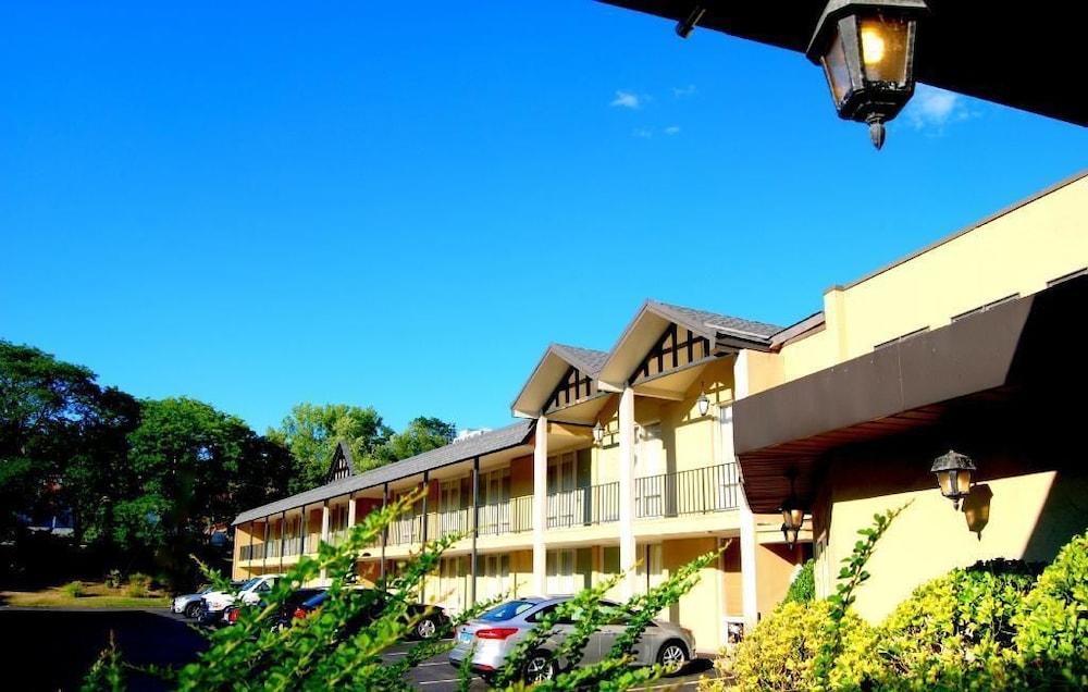 West Gate Inn Найак Экстерьер фото