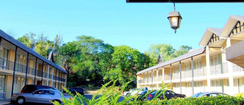 West Gate Inn Найак Экстерьер фото